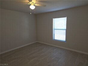 739 SW 9th St in Cape Coral, FL - Building Photo - Building Photo