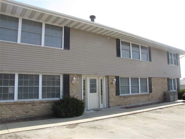 Wedgewood Apartments in Marion, IA - Foto de edificio