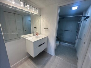 901 SW 141st Ave in Pembroke Pines, FL - Building Photo - Building Photo