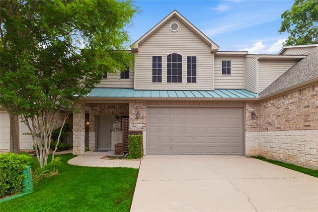 4263 Towne Lake Ct