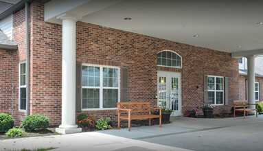 Sugar Grove Senior Living in Plainfield, IN - Building Photo - Building Photo