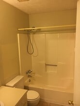 2302 Rocky Brook Rd, Unit 2302 C in Opelika, AL - Foto de edificio - Building Photo
