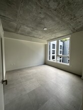 320 NW 32nd St, Unit B7 in Miami, FL - Building Photo - Building Photo