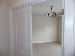 Abodes Downtown (Franklin Apts and KOT) in Bloomington, IN - Foto de edificio - Building Photo