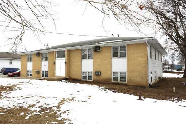 4623 NW 62nd Ave in Johnston, IA - Building Photo - Building Photo