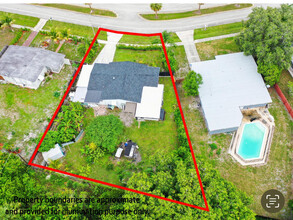 120 Banyan Dr in Port St. Lucie, FL - Building Photo - Building Photo