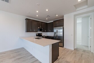 4042 E Amoroso Dr in Gilbert, AZ - Foto de edificio - Building Photo