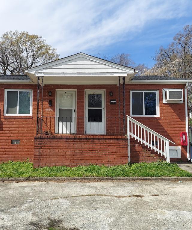 property at 610 Hawthorne Ave