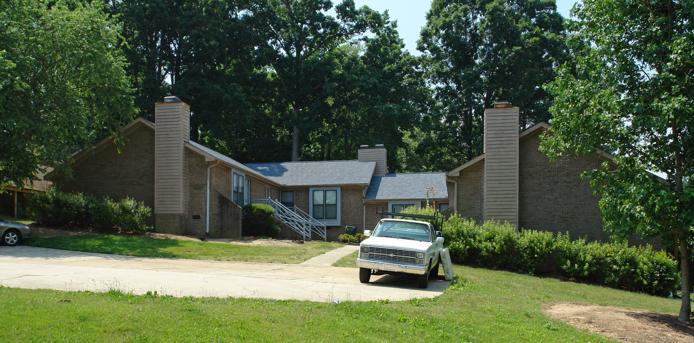 4713 Hollowell Ln in Raleigh, NC - Building Photo