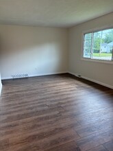 4208 E 189th St in Cleveland, OH - Building Photo - Building Photo