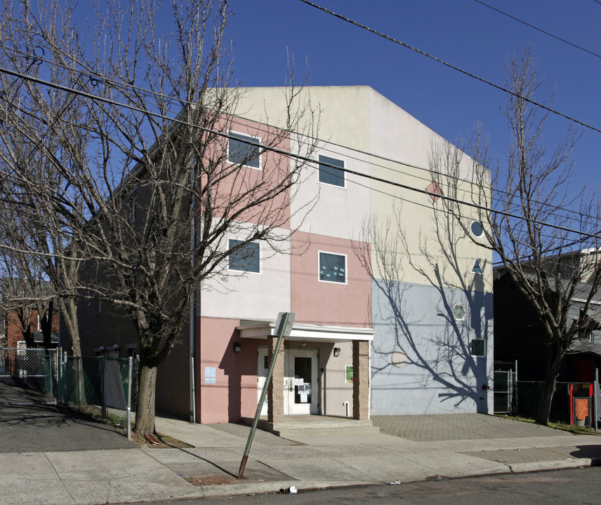 287 Townsend St in New Brunswick, NJ - Building Photo