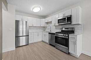 The Townhomes of Canton in Canton, MI - Building Photo