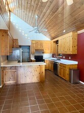 2322 Cottage Ave in Shasta Lake, CA - Building Photo - Building Photo