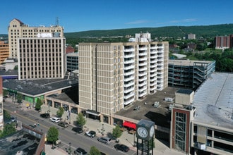 Provincial Towers in Wilkes-Barre, PA - Foto de edificio - Building Photo