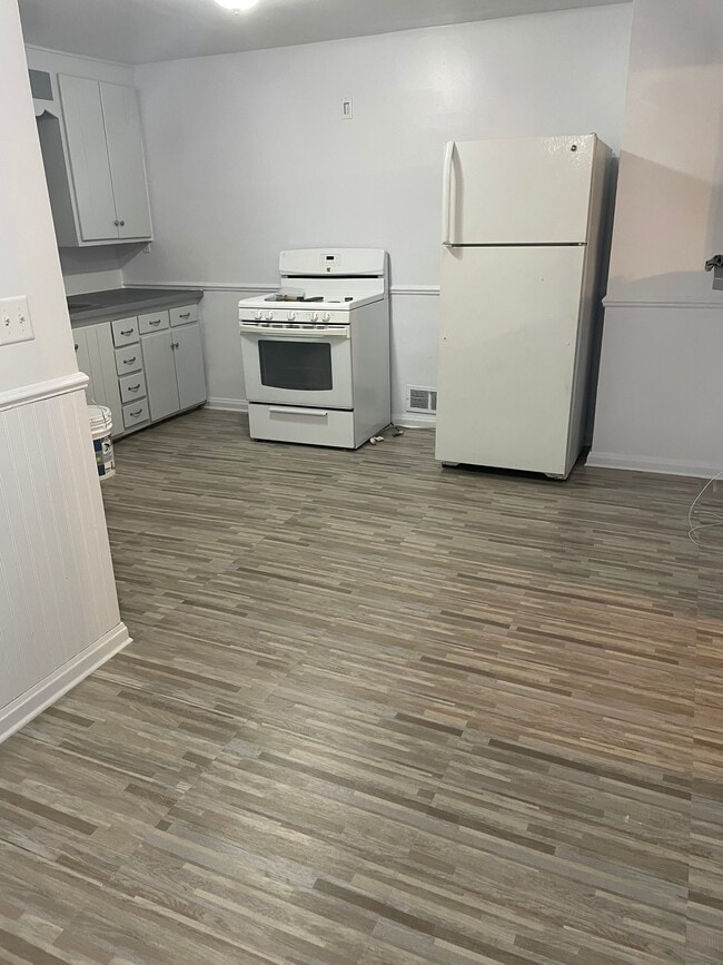 812 N Linn St in Bay City, MI - Building Photo - Building Photo