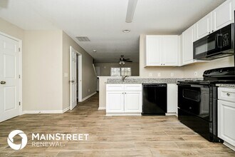 304 Lauren Way in Mcdonough, GA - Foto de edificio - Building Photo