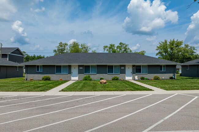 52 Flats in West Lafayette, IN - Foto de edificio - Building Photo