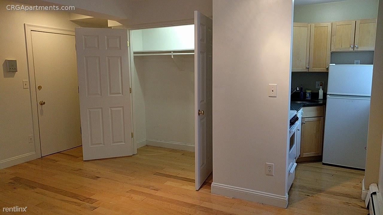 4 Arlington St-Unit -Apt 8 in Cambridge, MA - Building Photo