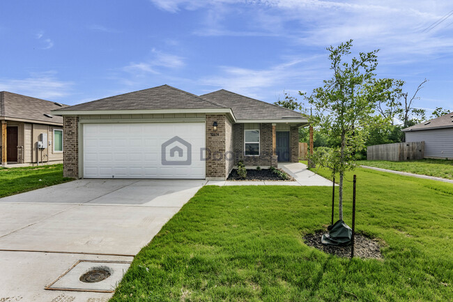 property at 10614 Planta Oak