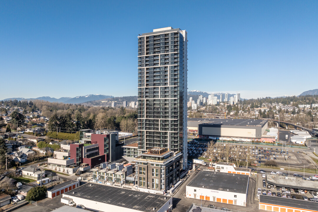 100 Braid St in New Westminster, BC - Building Photo