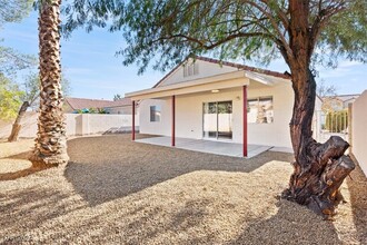 736 Moonlight Mesa Dr in Henderson, NV - Building Photo - Building Photo