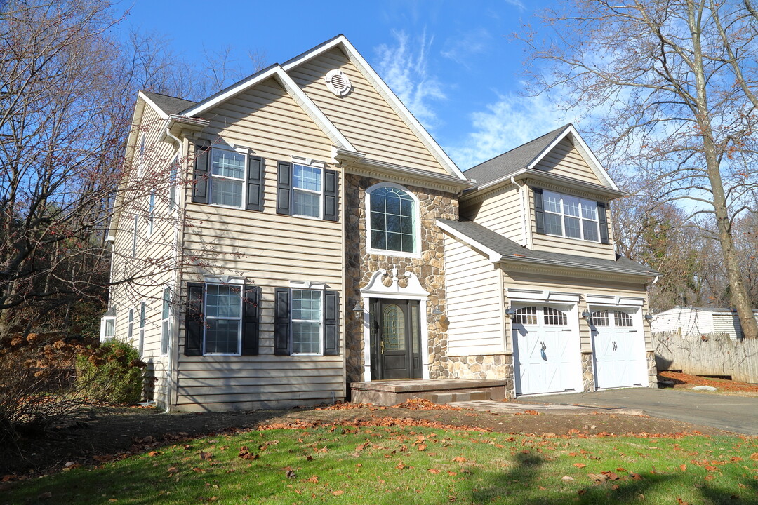 88 Shady Ln in Quarryville, PA - Building Photo