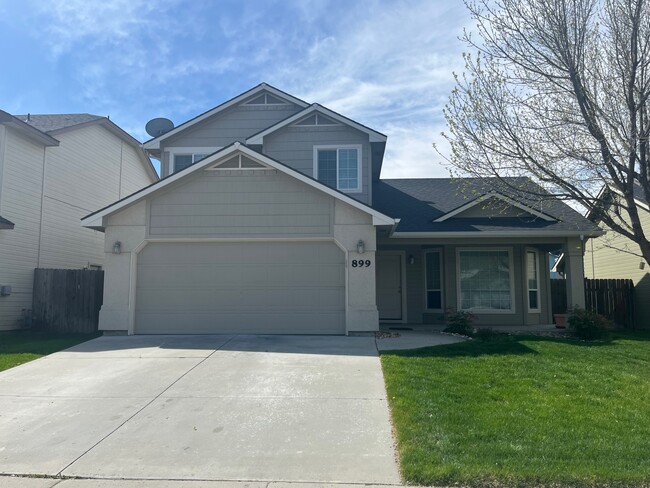 property at 899 W Ashby Dr
