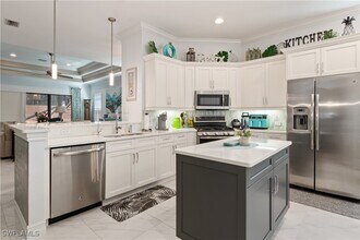 6604 Roma Way in Naples, FL - Building Photo - Building Photo