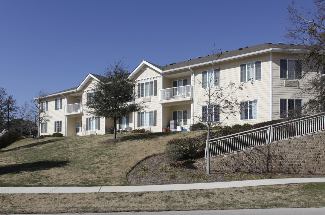 Holiday Parkwood Meadows in Round Rock, TX - Building Photo