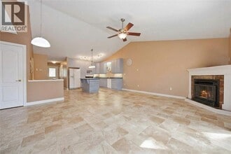 207 Cassandra Blvd in Sarnia, ON - Building Photo - Building Photo