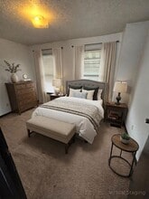 406 1/2 S Hague Ave in Columbus, OH - Building Photo - Building Photo