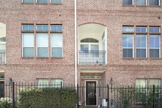 3919 Floyd St in Houston, TX - Building Photo - Building Photo