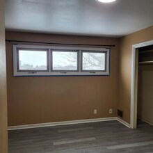 1944 Goldsmith Ln in Louisville, KY - Building Photo - Building Photo