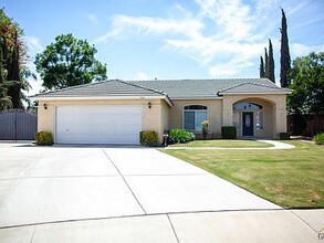 9611 Mersham Ct in Bakersfield, CA - Building Photo - Building Photo