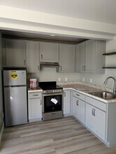 1805 Hillshire Dr in Urbana, IL - Building Photo - Building Photo