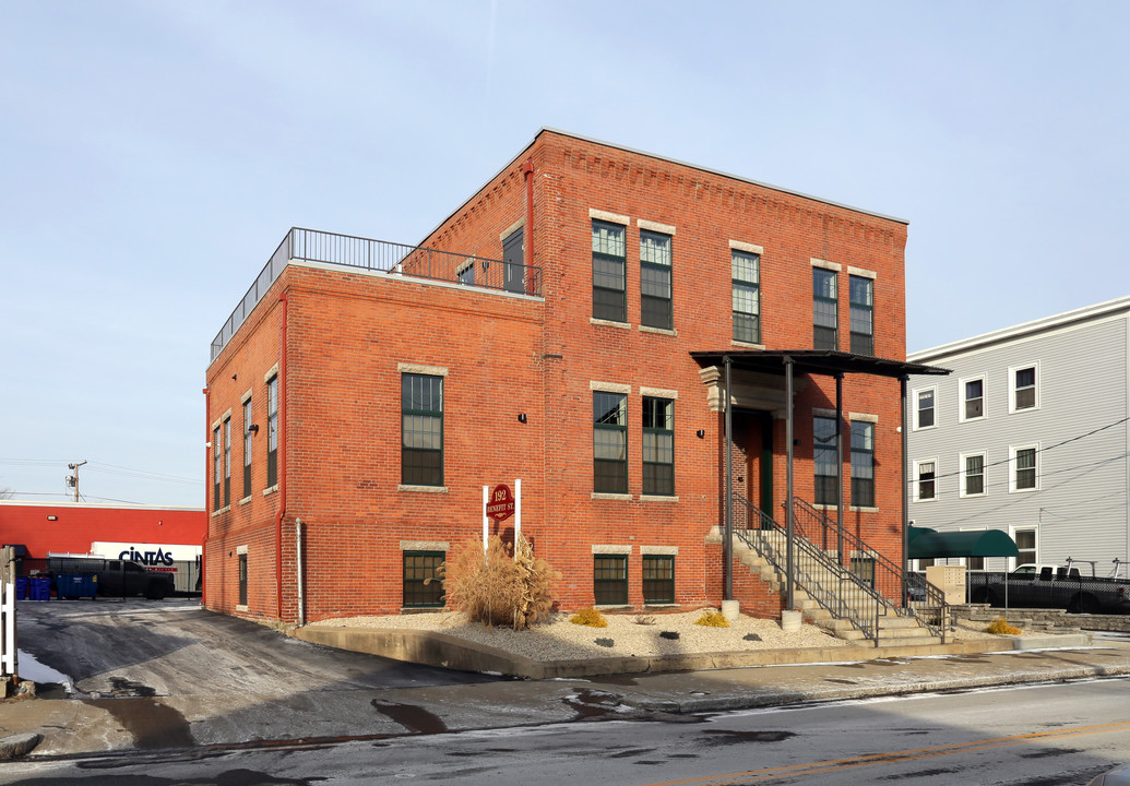 192 Benefit St in Pawtucket, RI - Building Photo