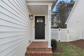3572 Avensong Village Cir in Alpharetta, GA - Building Photo - Building Photo