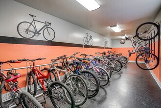 The Rexford in Fremont, CA - Foto de edificio - Building Photo