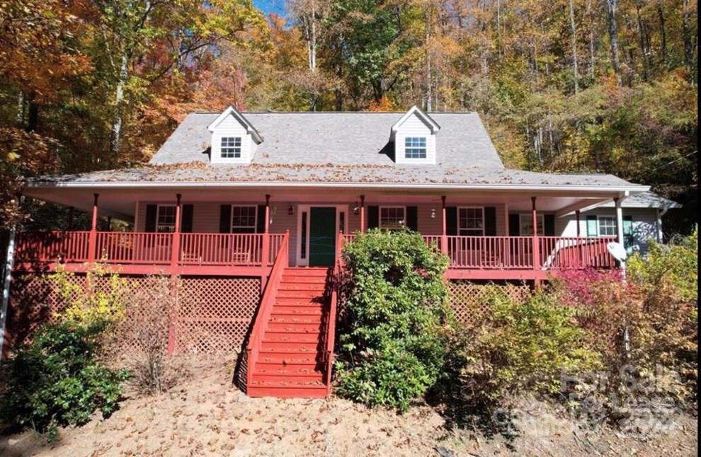 52 Countryside Est in Barnardsville, NC - Foto de edificio