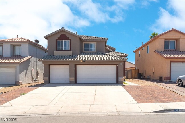 property at 907 Royalmile Way