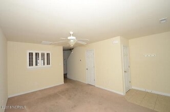 406 Caldwell Loop in Jacksonville, NC - Building Photo - Building Photo