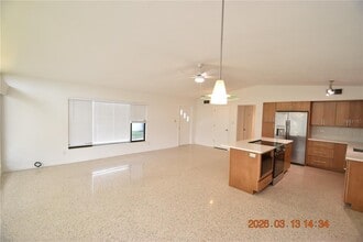 528 Suwanee Cir in Tampa, FL - Building Photo - Building Photo
