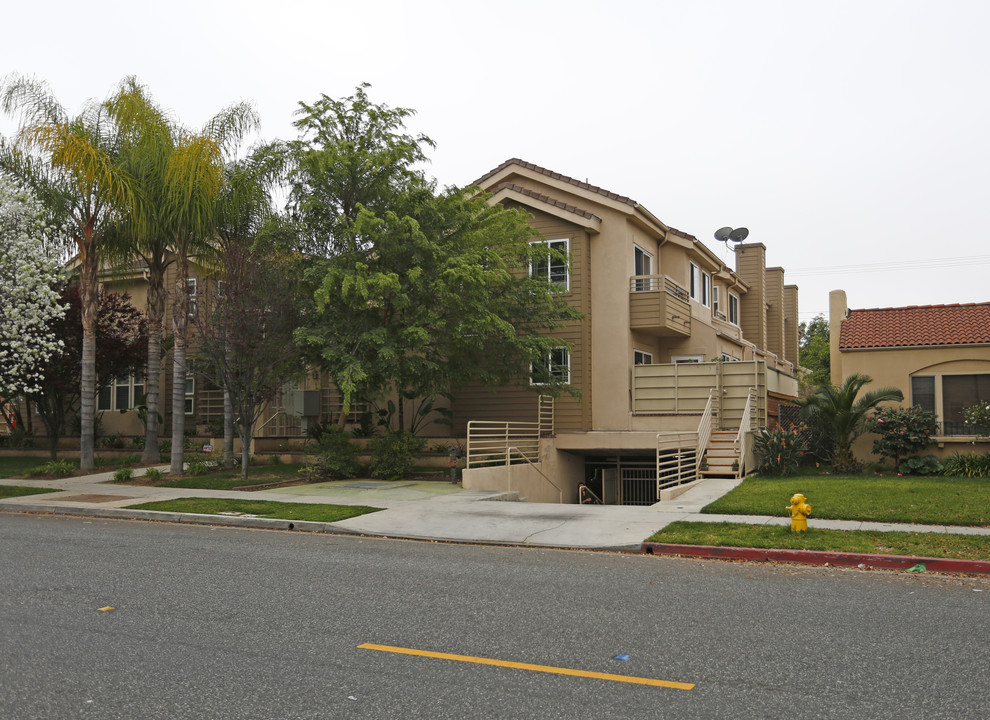 428 W California Ave in Glendale, CA - Building Photo