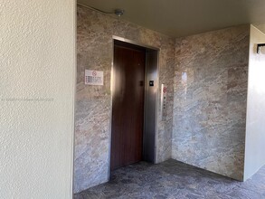 13000 SW 15th Ct in Pembroke Pines, FL - Building Photo - Building Photo