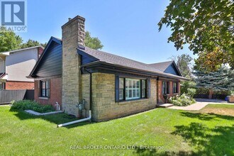 76 Randall Ave in Hamilton, ON - Building Photo - Building Photo