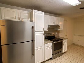 255 North Rd, Unit xx in Chelmsford, MA - Building Photo