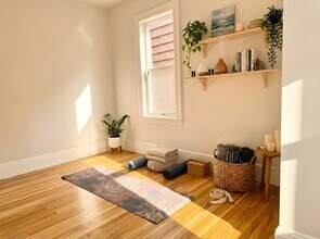 38 Washburn St in Boston, MA - Foto de edificio - Building Photo