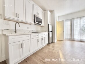 4231 Leimert Blvd in Los Angeles, CA - Foto de edificio - Building Photo