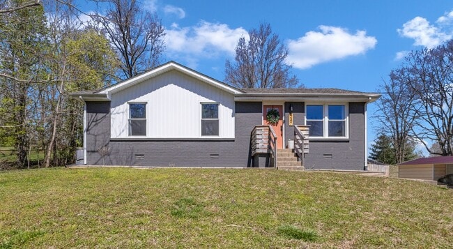 247 Jeffery Dr in Clarksville, TN - Building Photo - Building Photo
