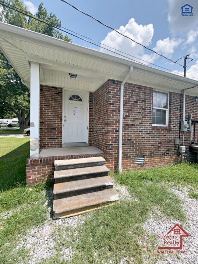 property at 205 Bermuda Dr